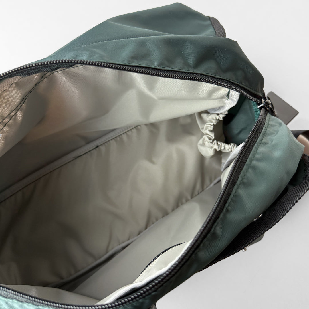 BAG'n'NOUN バッグンナウン|普段使いからトラベルまで対応する万能バッグTRAVEL SHOULDER LITE|70021049