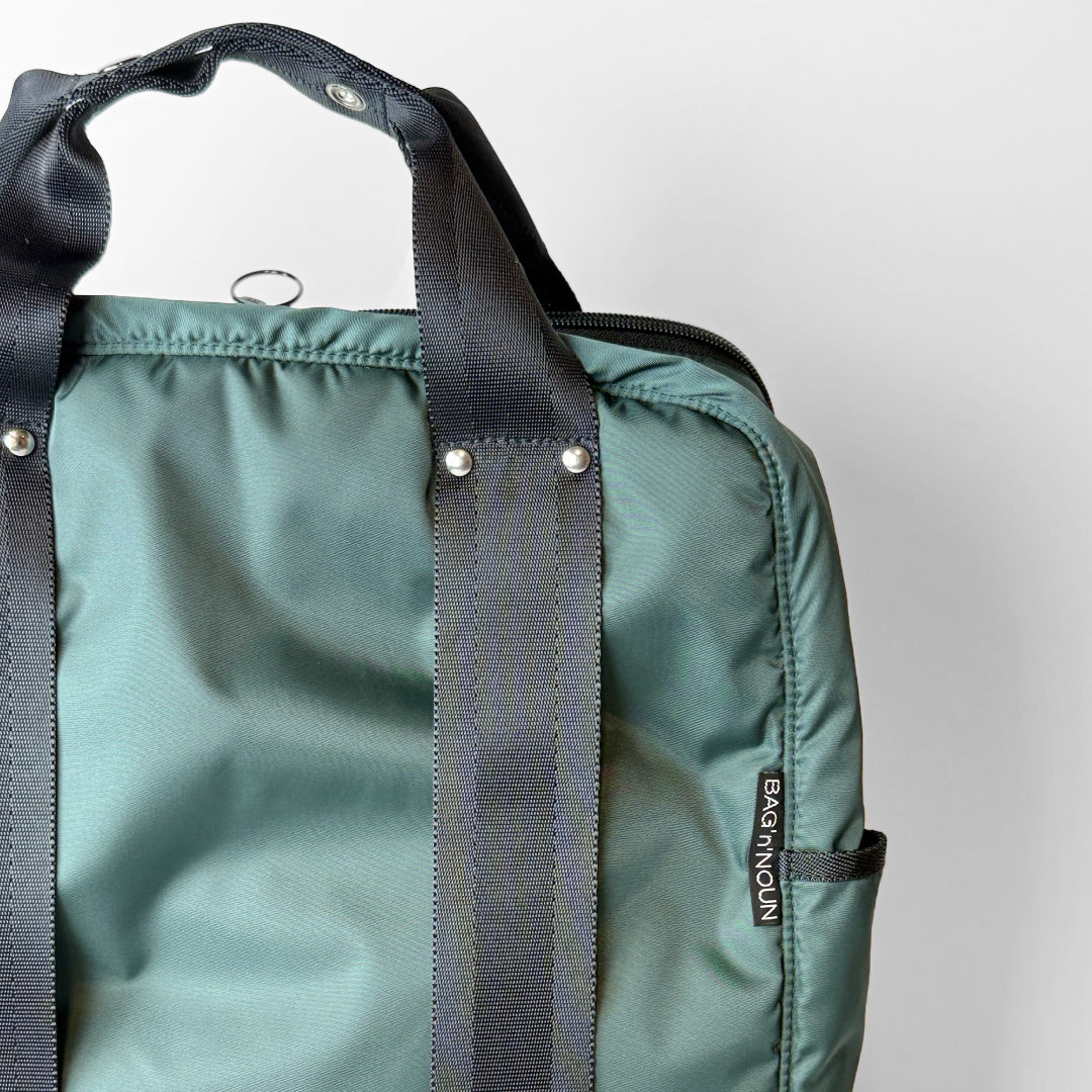 BAG'n'NOUN バッグンナウン|BOX RUCK LITE 手持ちもOK!スーツケースのように開く軽量リュック|70021050