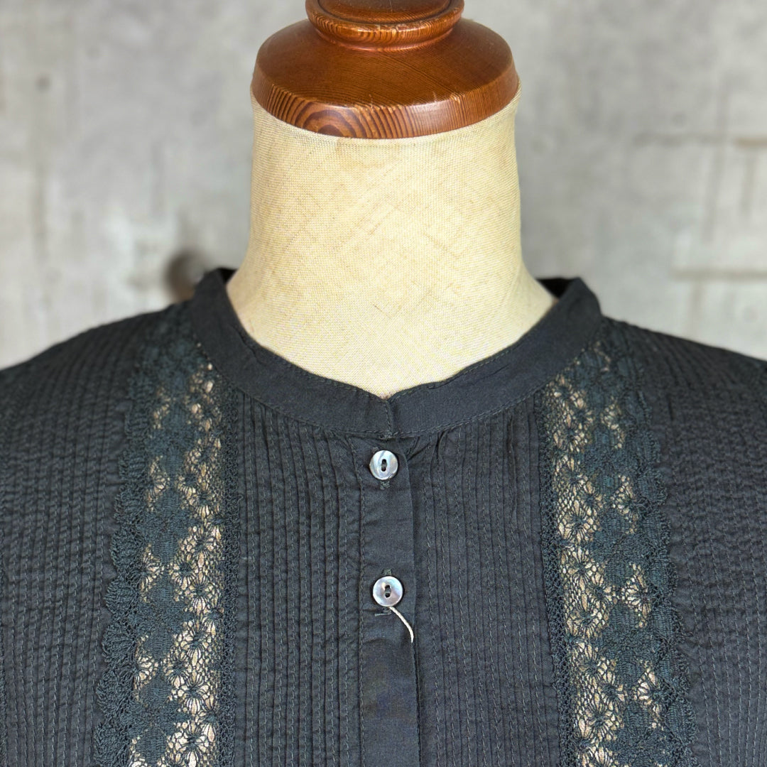 Fanaka ファナカ|ピンタックリバーレース前開きブラウス 羽織り コットンボイル 透け感 トップス |261-2302