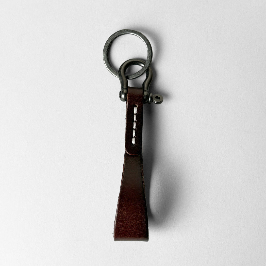 Lib Curate リブキュレート|ミニマルなデザイン The Spread Leather Key Chain|KC03
