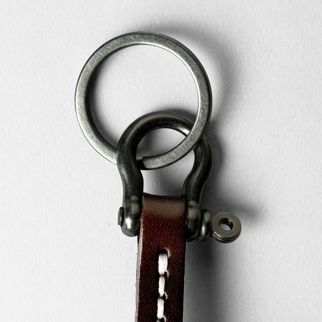Lib Curate リブキュレート|ミニマルなデザイン The Spread Leather Key Chain|KC03