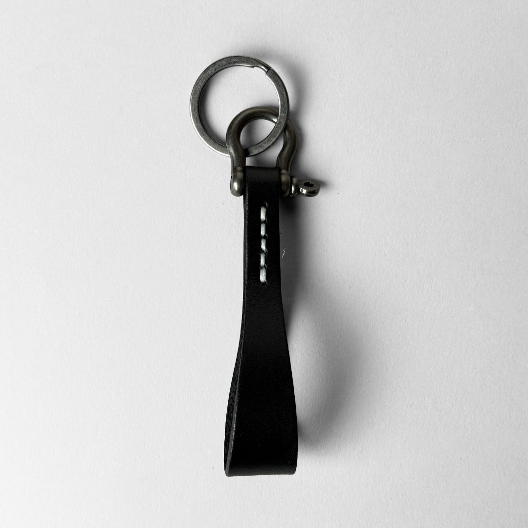 Lib Curate リブキュレート|ミニマルなデザイン The Spread Leather Key Chain|KC03