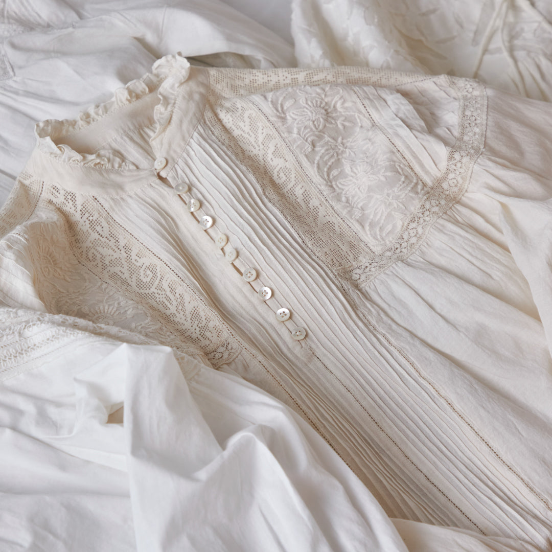 Fanaka ファナカ｜ヨーロピアンヴィンテージ ライクレース ブラウス レーヨン混 3種レース 刺繍ブラウス ｜251-2121