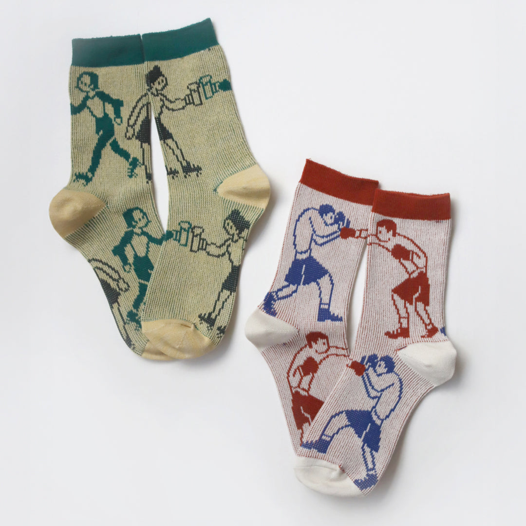 KIVISDOU きびす堂｜2足組 レトロゲーム風ボクサー＆ビールガール クルーソックス ファミコン風 ドット柄靴下 ｜k41027