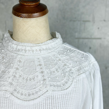 Fanaka ファナカ｜リバーレースピンタック刺繍ブラウス アンティーク風 ハンド刺繍 スカラップ ｜232-2305