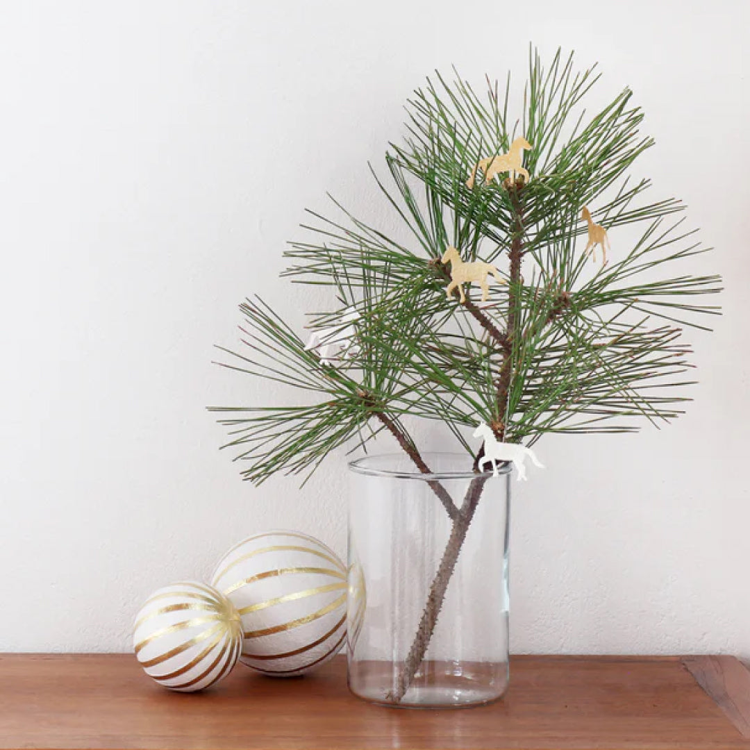 2026お正月飾りご予約商品｜medetaya modern｜つるしかざり うま 金・赤 5枚セット｜モダンなお正月飾り・クリスマス飾り 手作りキット｜636000173、636000174