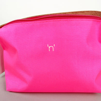 BAG'n'NOUN バッグンナウン｜使いやすいサイズ感  POUCH SHORT MNT ネオンカラーバッグ｜70021039