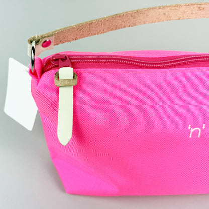 BAG'n'NOUN バッグンナウン｜使いやすいサイズ感  POUCH SHORT MNT ネオンカラーバッグ｜70021039