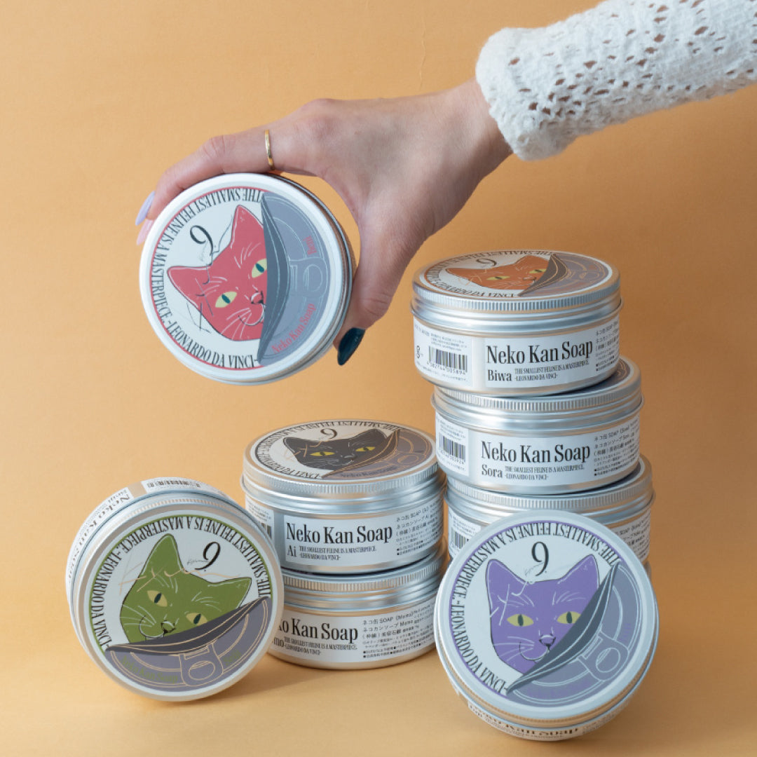 9.kyuu キュウ｜ネコ缶SOAP〜ミステリアスでマイペースなネコ〜 数秘No.7《fuji》｜数秘で選ぶ！全身使える日本製オールインワン石鹸