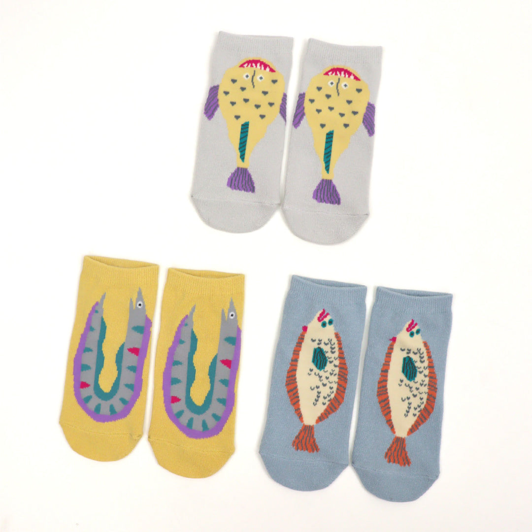 stample スタンプル｜【キッズ】じっとしてる魚 キッズ アンクルソックス３足組  靴下 個性的 魚 ウツボ アンコウ ヒラメ 滑り止め 綿混 おもしろ可愛い 春夏｜73399