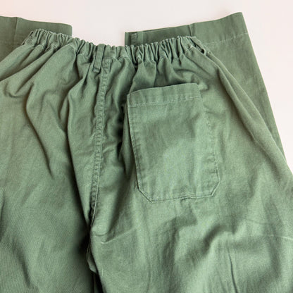 necessary or unnecessary ネセサリーオアアンネセサリー｜PIN TUCK PANTS ツイル生地 周りと差がつく上品カジュアル 日本製 ユニセックス 厚手｜90012394