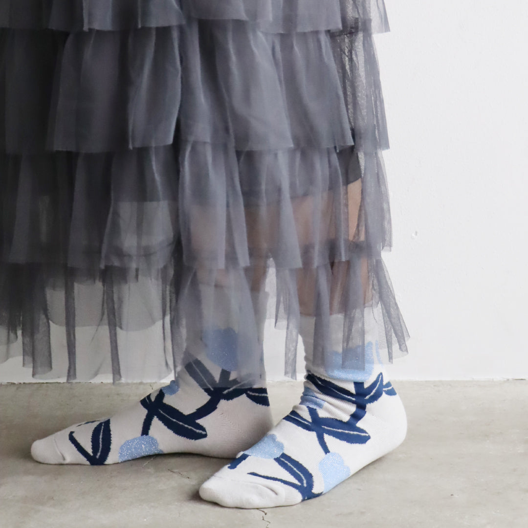 KIVISDOU きびす堂｜【2足組】フラワーガーデン ショートソックス 靴下 レディース 花柄 ラメ糸 ギフト｜K31147