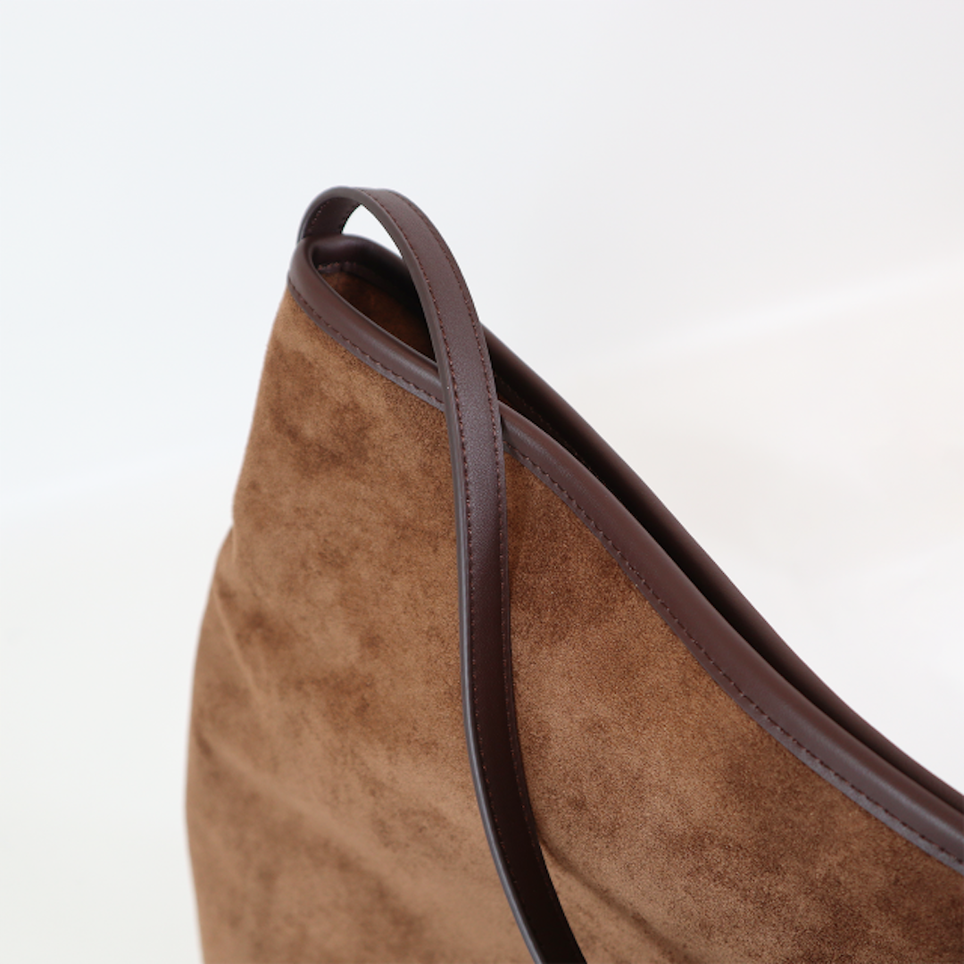 Uncoeur アンクール｜ Kareemシリーズ SUEDE DRAPE ONE SHOULDER ワンショルダーバッグ スエード調 大容量 A4 本革ハンドル 整理整頓 ユニセックス｜K906019
