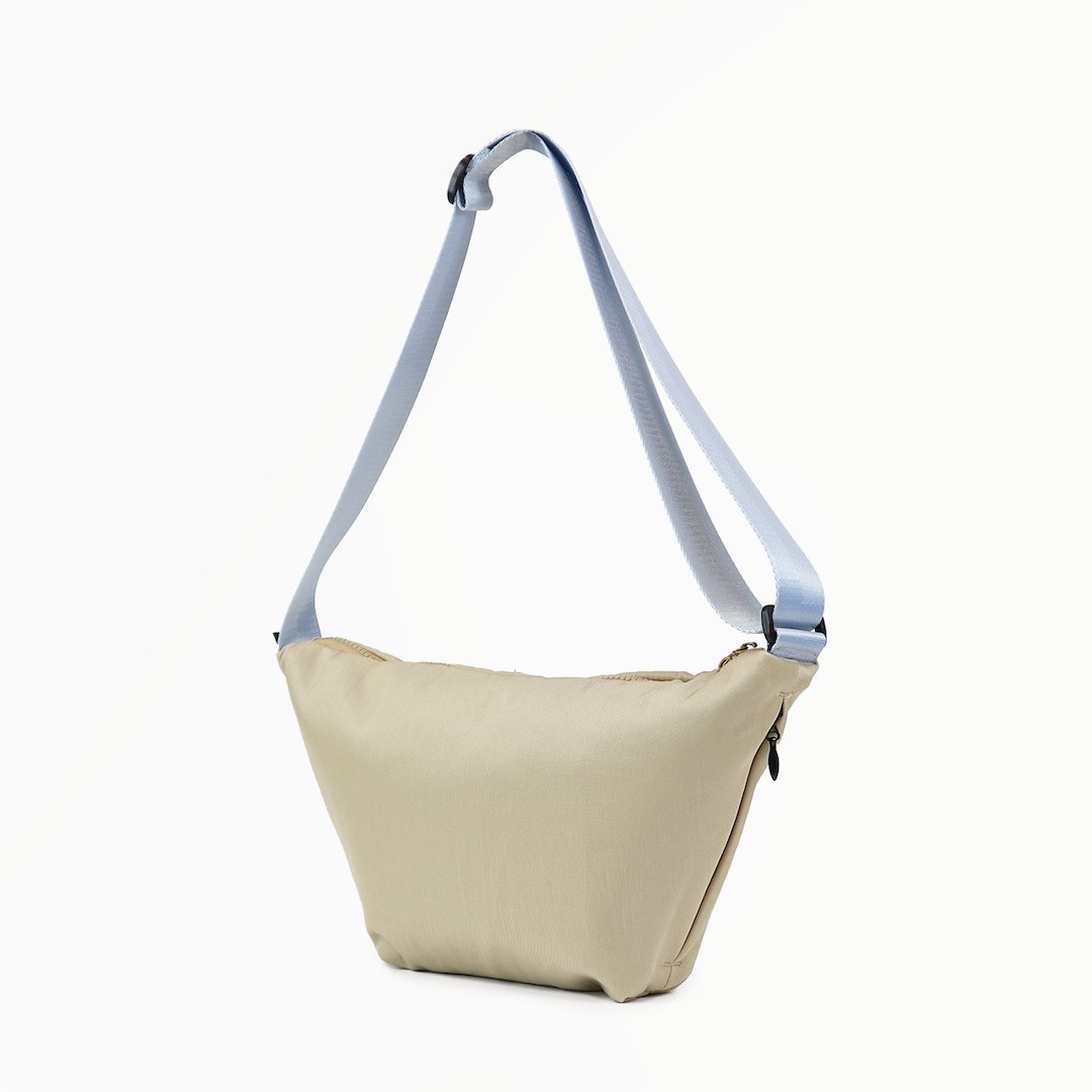 SML エスエムエル｜SALAHシリーズ STOMACH SHOULDERBAG ショルダーバッグSサイズ ナイロンツイル 撥水 軽量 500mlペットボトル収納可｜K905058