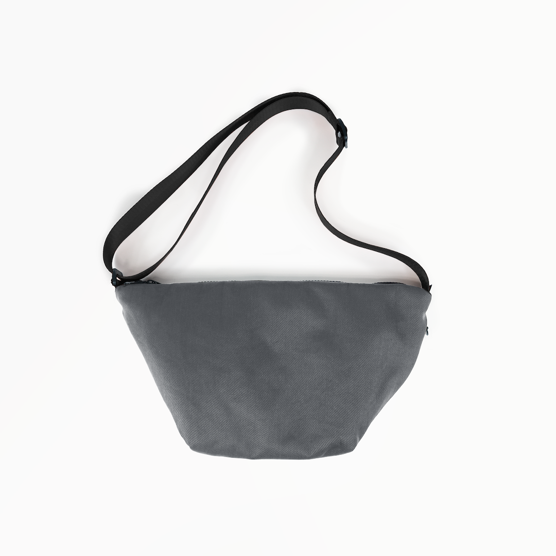 SML エスエムエル｜SALAHシリーズ STOMACH SHOULDERBAG ショルダーバッグSサイズ ナイロンツイル 撥水 軽量 500mlペットボトル収納可｜K905058