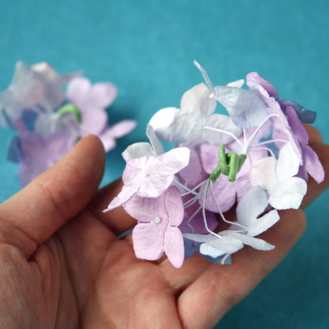 めでたや medetaya｜ 和紙花 あじさいとあじさいアナベル 自由なアレンジで個性が引き立つ立体和紙のインテリア