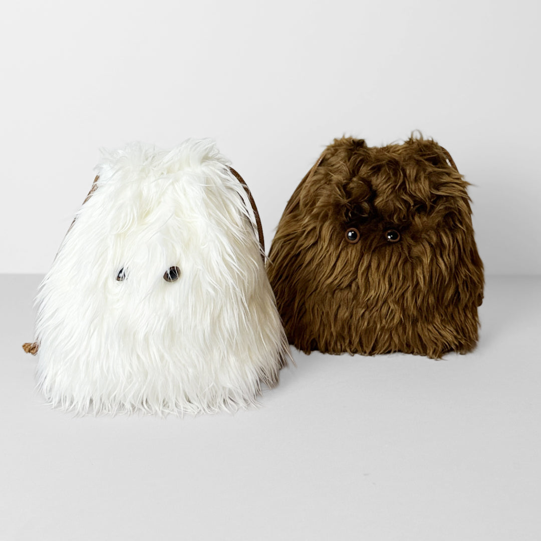 KIVISDOU きびす堂｜イエティ巾着バッグ ふわふわファー お部屋のアクセントにも使える｜k81072