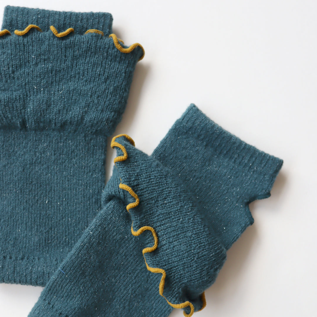 KIVISDOU きびす堂｜チューリップフリル ハンドウォーマー ｜ラメ入り 指なし手袋 スマホ操作も楽々！チクチクしないあったか防寒グッズ｜k61092