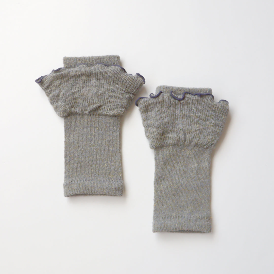 KIVISDOU きびす堂｜チューリップフリル ハンドウォーマー ｜ラメ入り 指なし手袋 スマホ操作も楽々！チクチクしないあったか防寒グッズ｜k61092