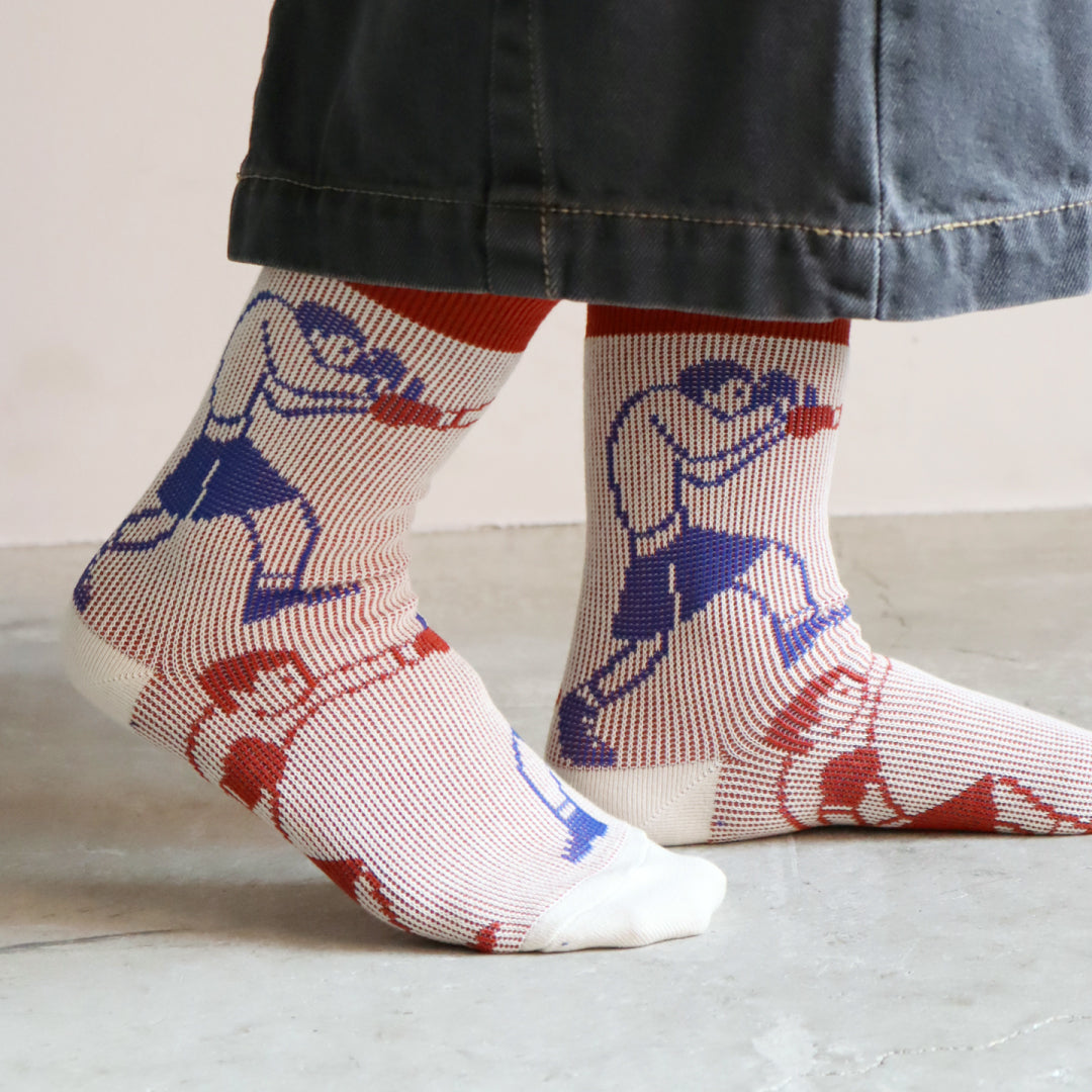 KIVISDOU きびす堂｜2足組 レトロゲーム風ボクサー＆ビールガール クルーソックス ファミコン風 ドット柄靴下 ｜k41027