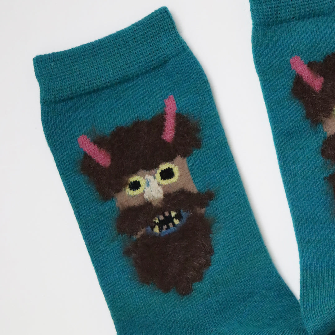 KIVISDOU きびす堂｜【2足組】ふさふさの仮面 クルーソックス｜フォークロアデザインのユニーク総柄で足元に個性を｜k41028