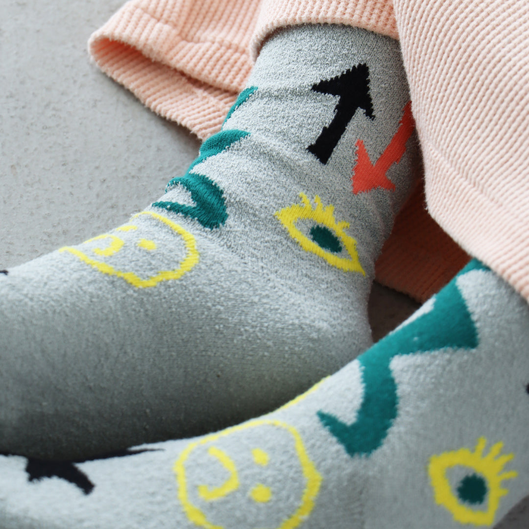 KIVISDOU きびす堂｜【2足組】TOYクルーソックス レディース 靴下 おもちゃ柄 ブークレ糸 ギフト｜k41162