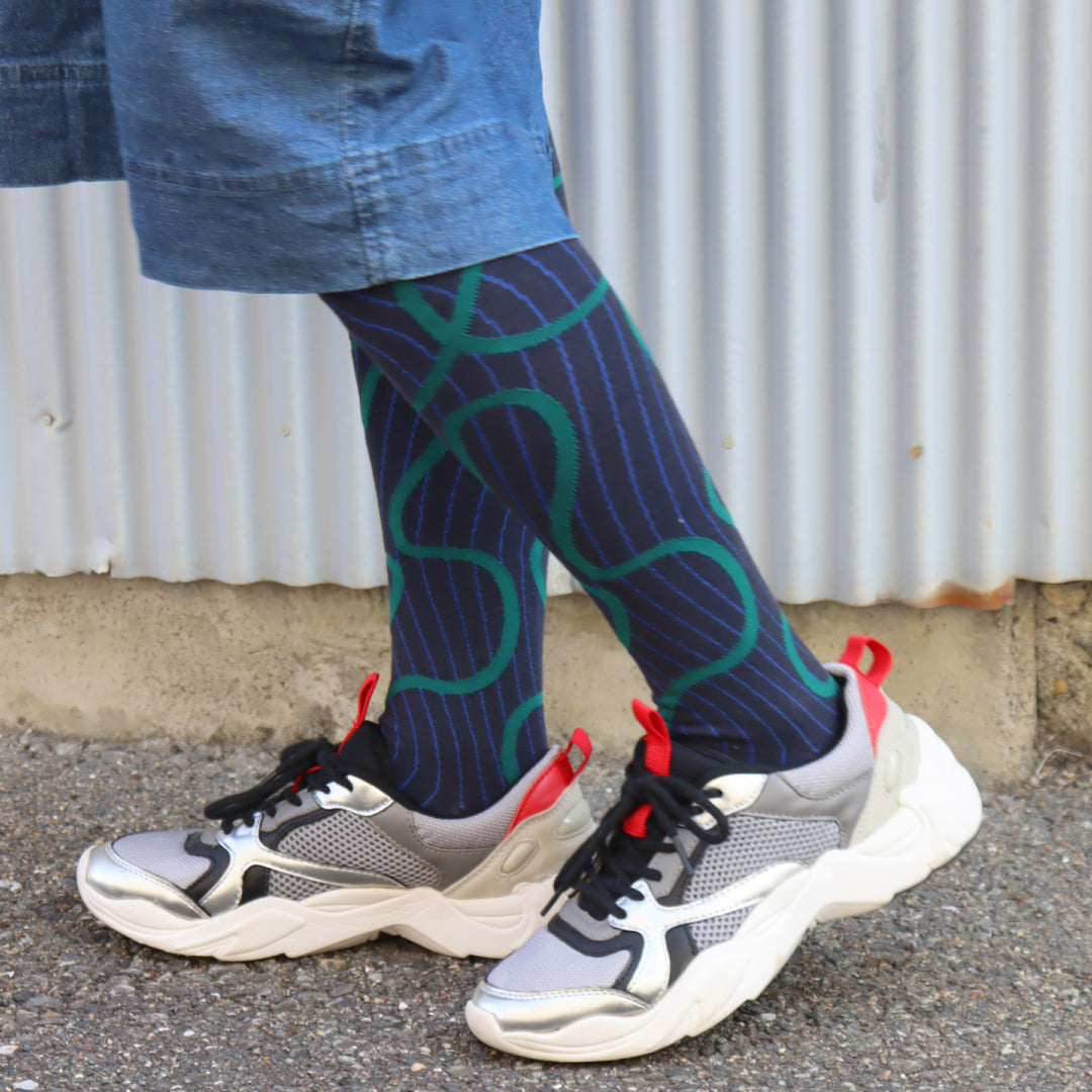 KIVISDOU きびす堂｜チカチカ幻覚デザインが個性的【2足組】ドープ ハイソックス｜k51016