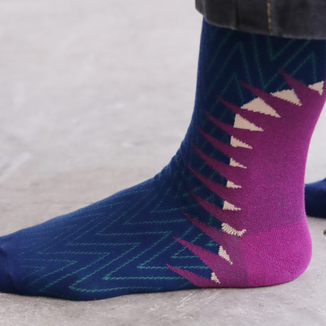 KIVISDOU きびす堂｜チカチカ幻覚デザインが個性的【2足組】ドープ ハイソックス｜k51016