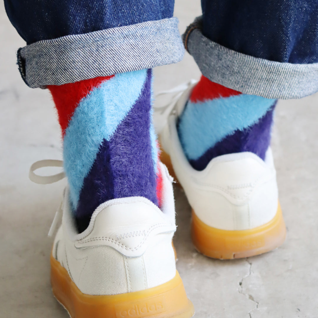 KIVISDOU きびす堂｜2足組 カラフルで遊び心があるモンスタークルーソックス ふわふわ モコモコ 個性的な靴下 ｜k41029