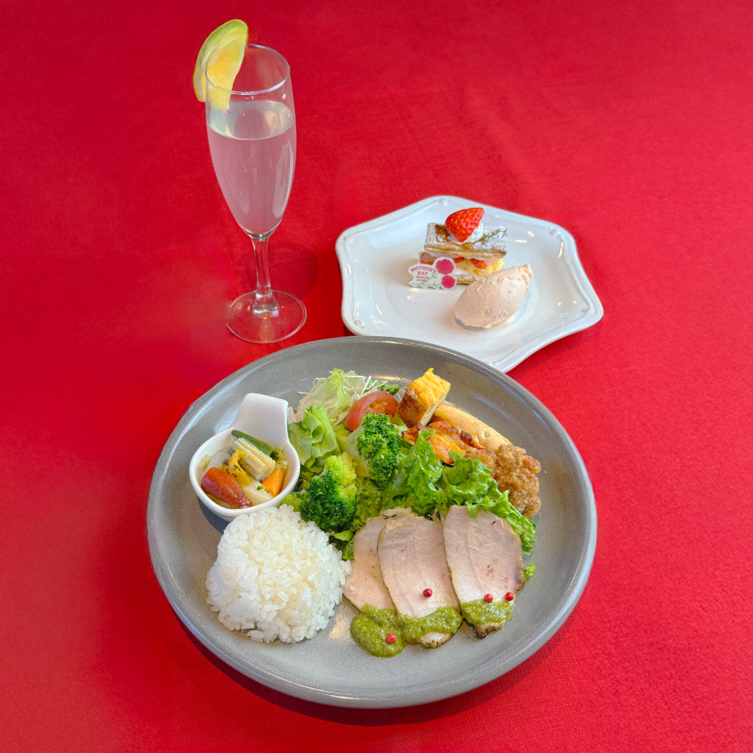母の日お食事ご予約｜カフェ時間を大切な人へ｜※３日前までのご予約に限ります