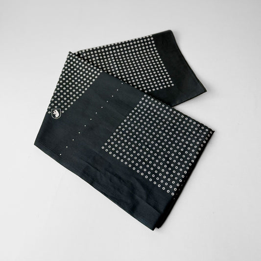 Necessary or Unnecessary ネセサリーオアアンネセサリー｜BANDANA STOLE DOTS マルチに使えるドット柄バンダナストール｜90030279
