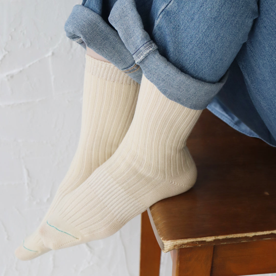 TAWARA タワラ｜ちょびっとウール混 ローゲージリブ クルーソックス【高発色・長め丈】カラーソックス｜t40805