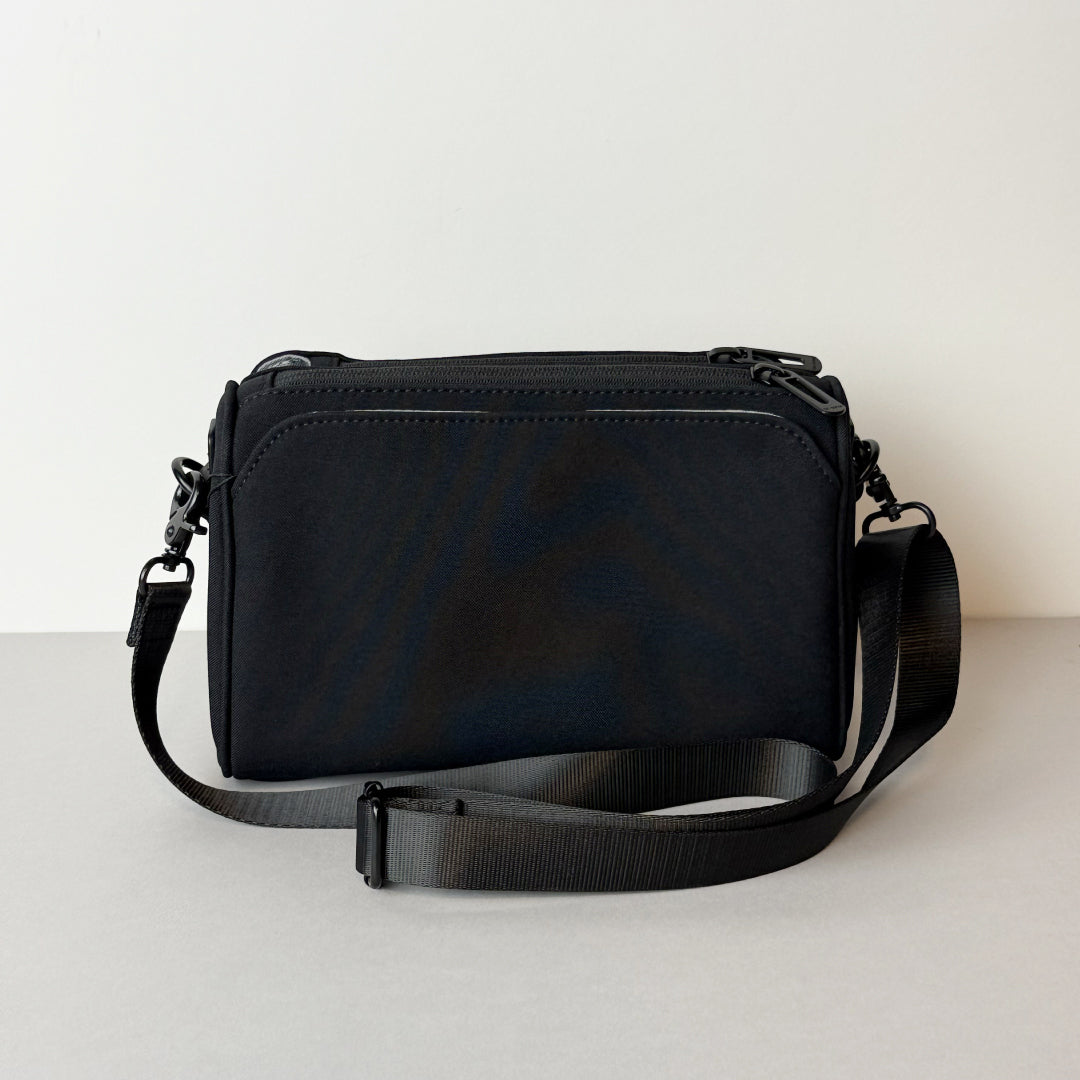 Un coeur アンクール｜撥水加工 TOROⅡ ミニマルアシメポケットショルダーBAG ユニセックス｜K903062N