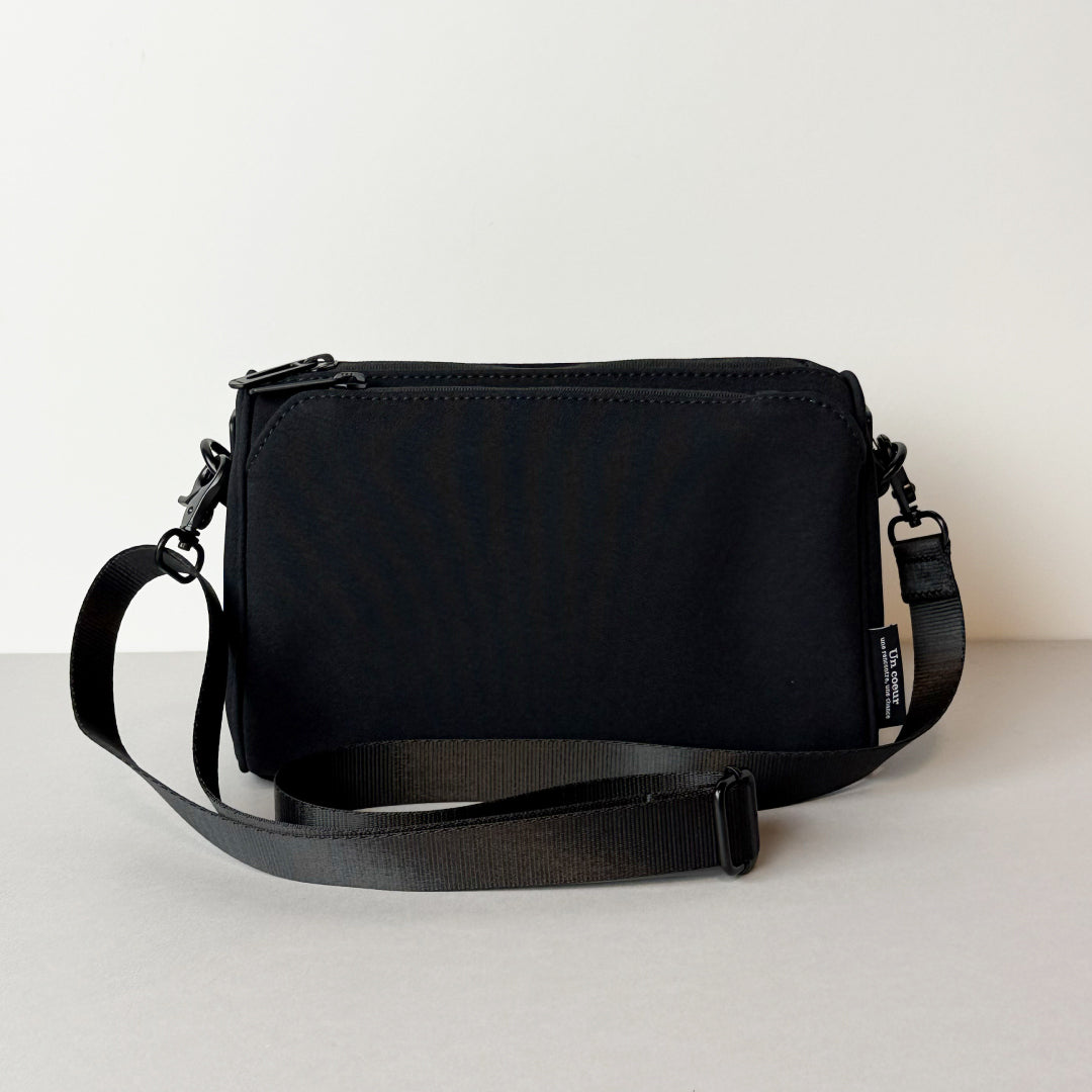 Un coeur アンクール｜撥水加工 TOROⅡ ミニマルアシメポケットショルダーBAG ユニセックス｜K903062N
