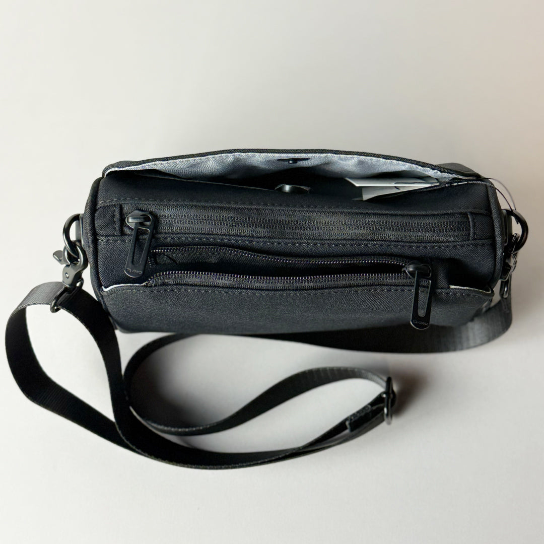 Un coeur アンクール｜撥水加工 TOROⅡ ミニマルアシメポケットショルダーBAG ユニセックス｜K903062N