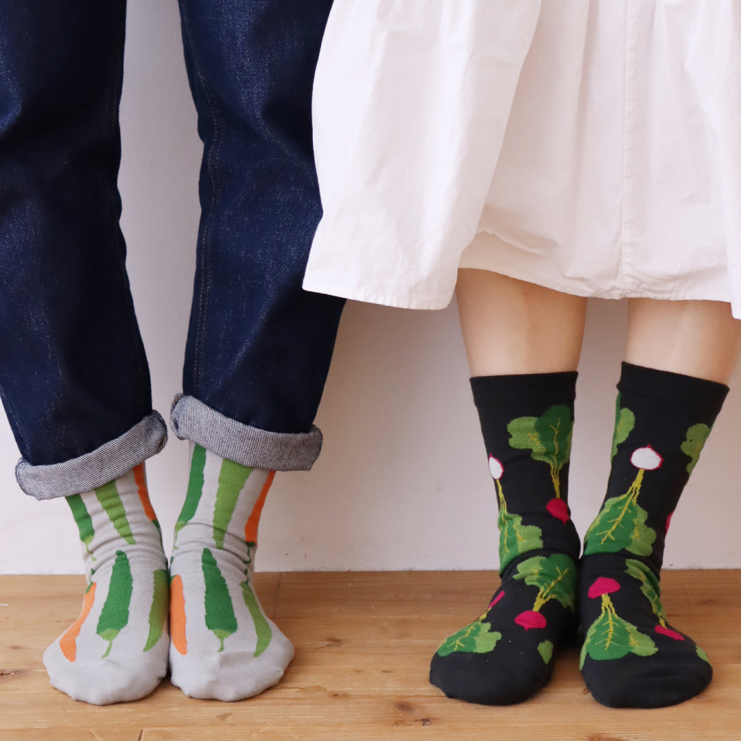 KIVISDOU きびす堂｜【2足組】お野菜クルーソックス  ラディッシュ トウガラシ ポップ柄 靴下｜k41025